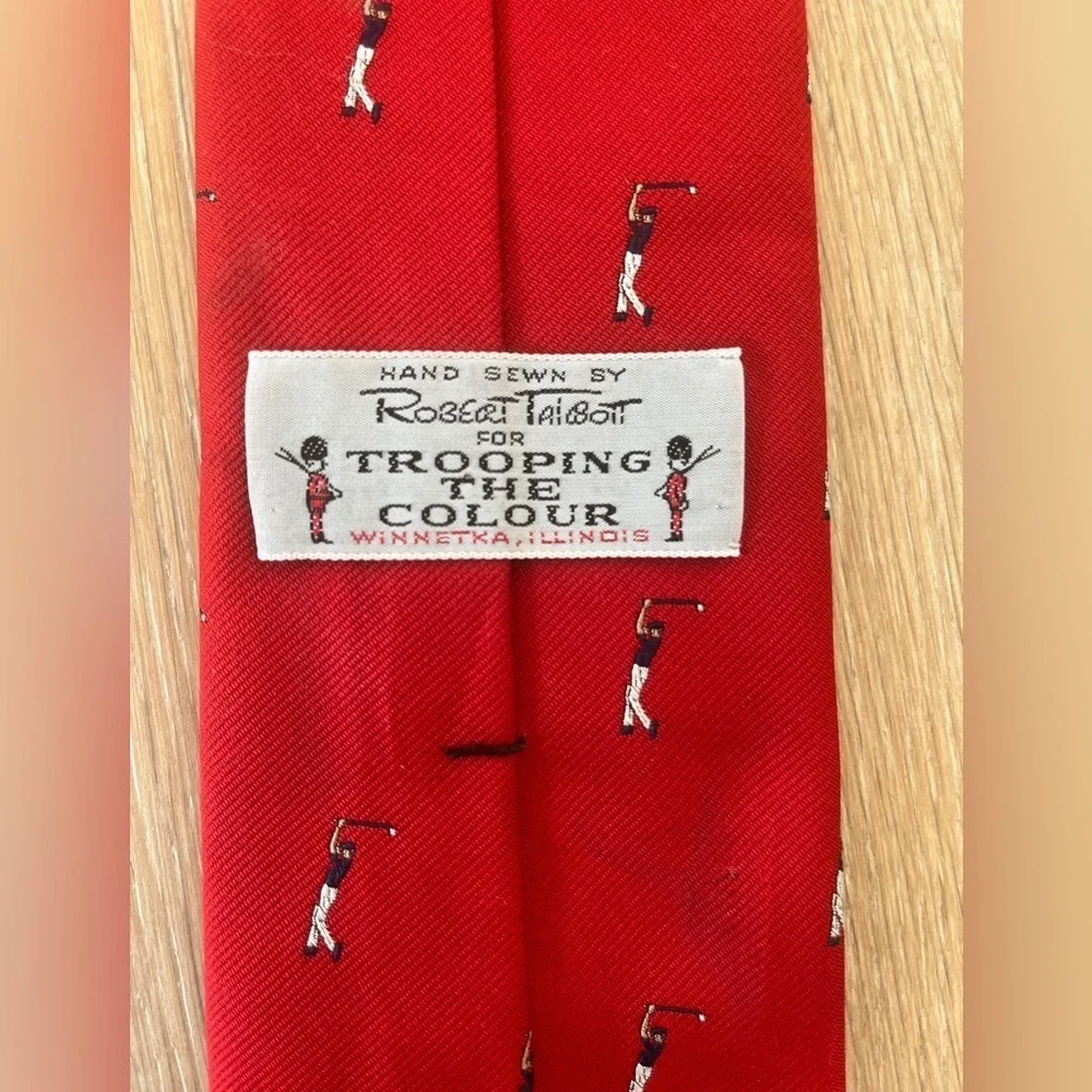 Robert Talbott Tie For Trooping the Colour Hand Sewn Silk Golf Pattern Red *G30
